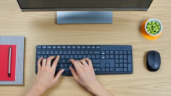 Logitech MK235 Wireless Keyboard and Mouse Combo 2.4 GHz With USB Receiver